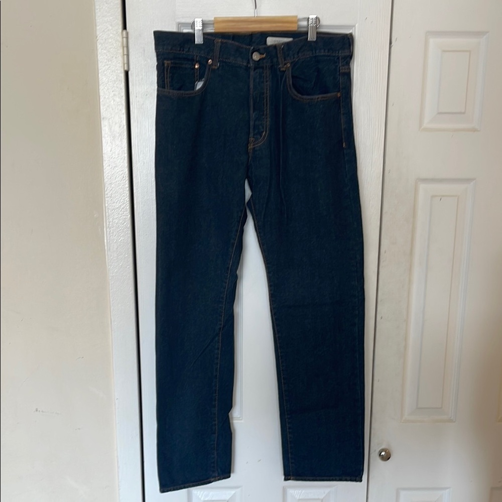 H&M Straight Jeans Classic Style Size 34x32 In Blue